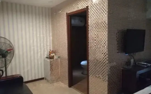 Hailin Xinjia Fashion Express Hotel