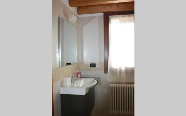 Piscina E Vistalago Crocemenaggio Cir 013145-00318