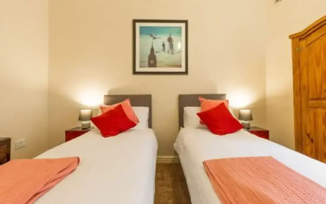 Host Stay Coastal Retreat