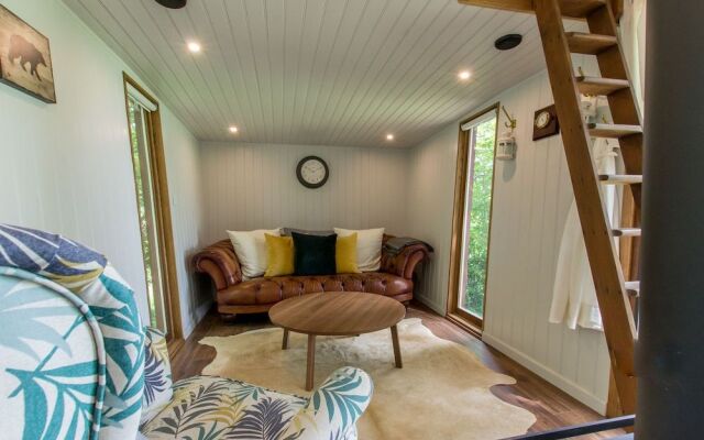 Extraordinary Huts