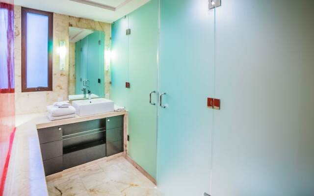 Las Brisas 401 3 Bedroom Condo by RedAwning