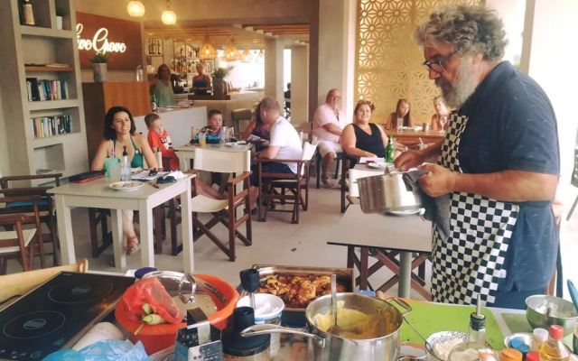 Olive Grove Apartments