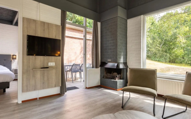 Restyled Bungalow with Dishwasher near Nature Reserve