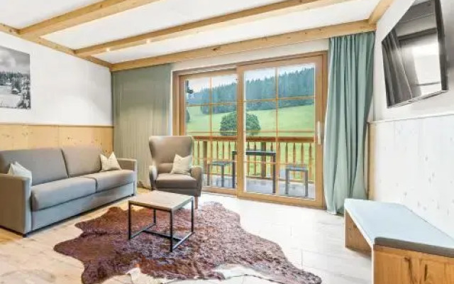 Schwarzenbach - Apartments & Rooftop Pool
