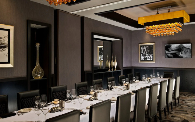 Saratoga Casino Hotel