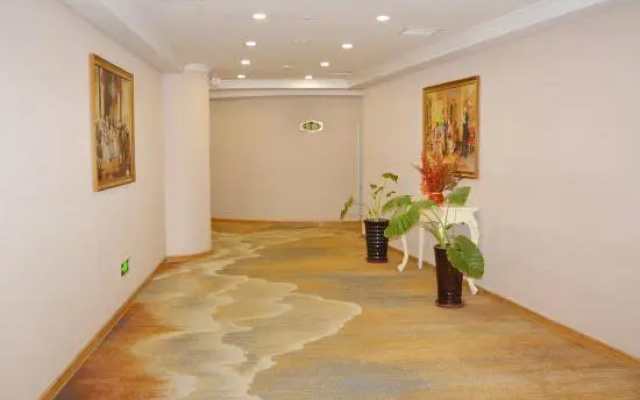 Vienna 3 Best Hotel (Ruida Apartment Building)