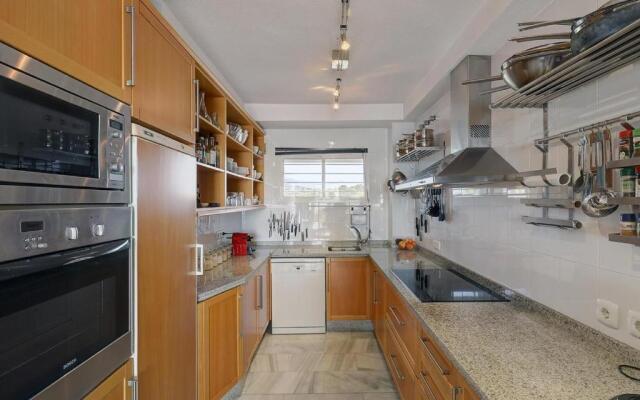Apartment Boulevard 304