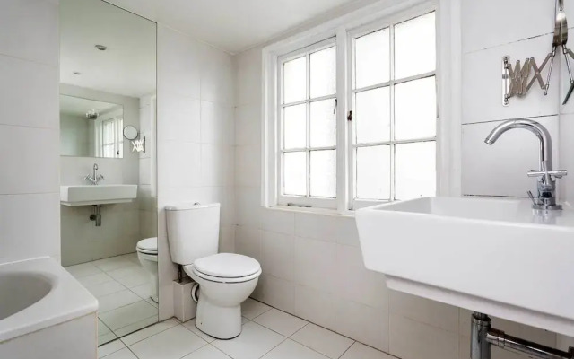 Queen's Gardens Delight