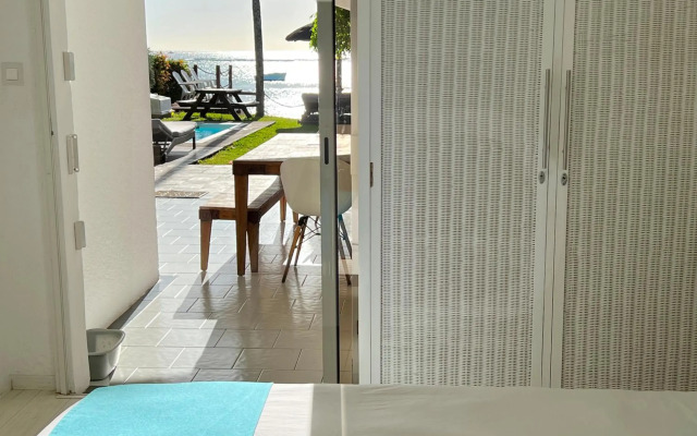 Villa Caro's Beachfront