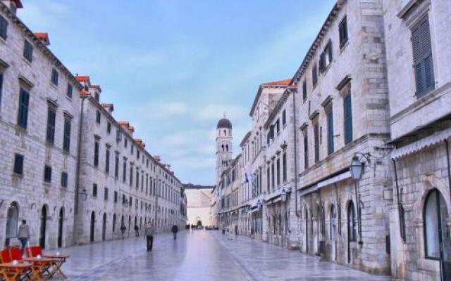 Apartment and Rooms Lapad
