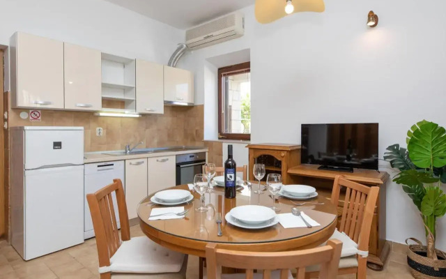 Apartments4You Supetar