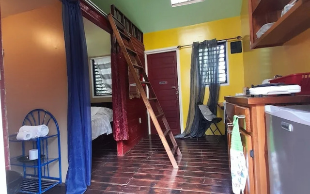 Belmopan Tiny Houses