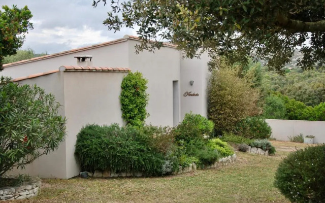 Villa Madra