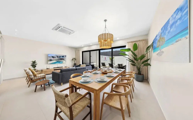Catalina Residence Apt 3 - L.g. Smith Boulevard 546-j