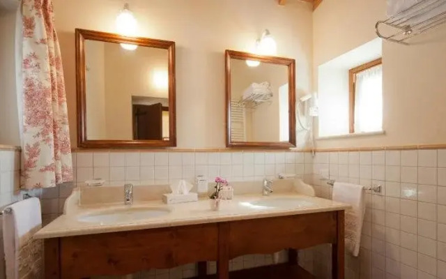 Agriturimo Antico Casale Bergamini