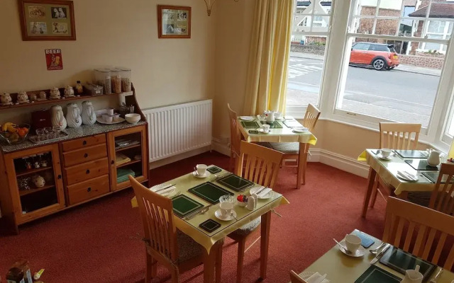 Montrose Guest House