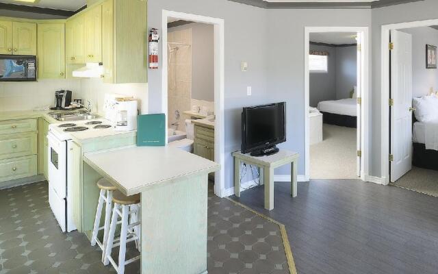 Tiki Shores Inn & Suites