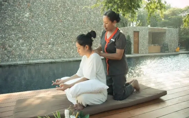 X2 Hua Hin Kui Buri Villas