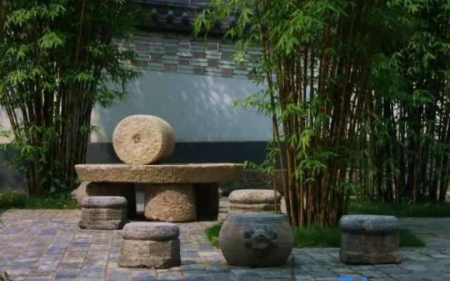 Xiangyang Rongting Guest House