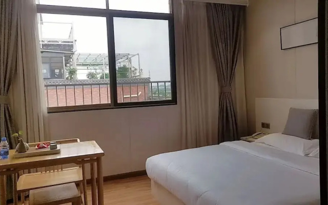 Jinju Art  Hotel