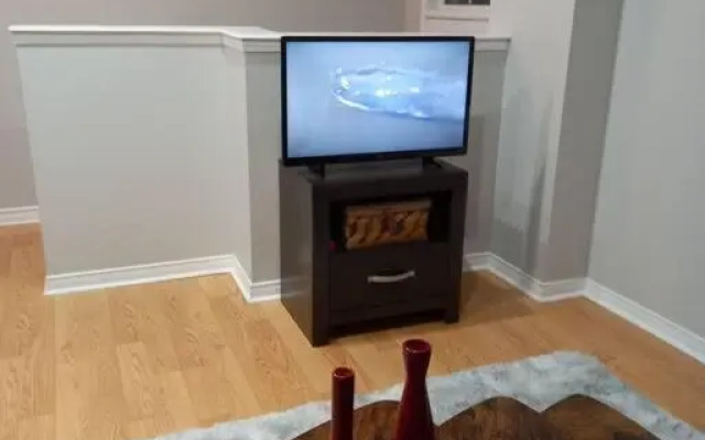 Adorable Private Suite in Ajax, unique 2 story