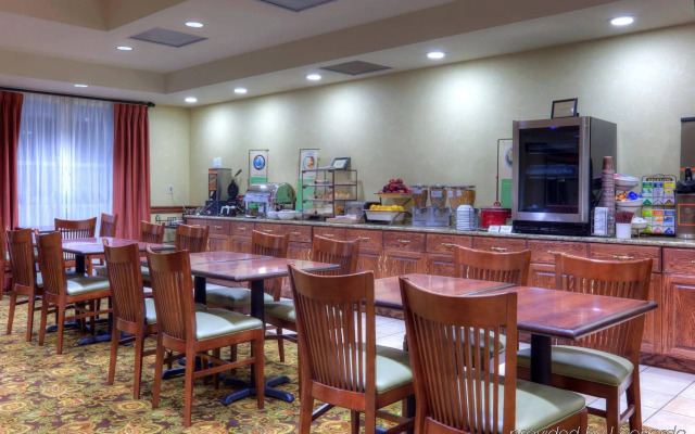 Country Inn & Suites by Radisson, Fredericksburg, VA