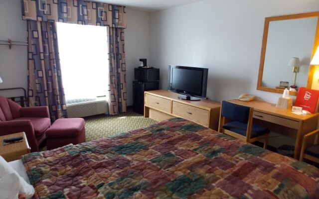 Norwood Inn and Suites - Roseville