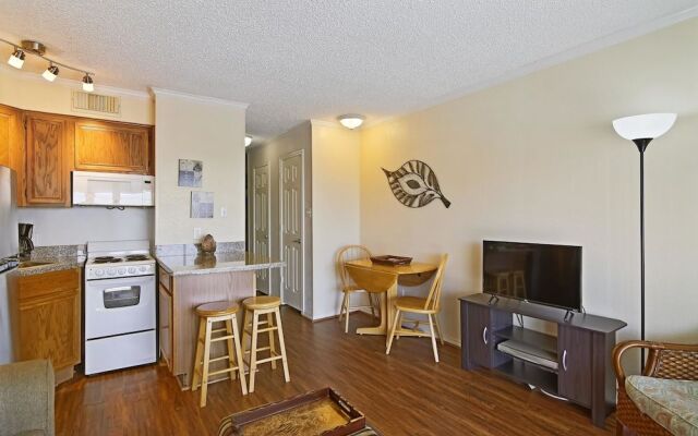 Casa del Vistas 1 Br condo by RedAwning