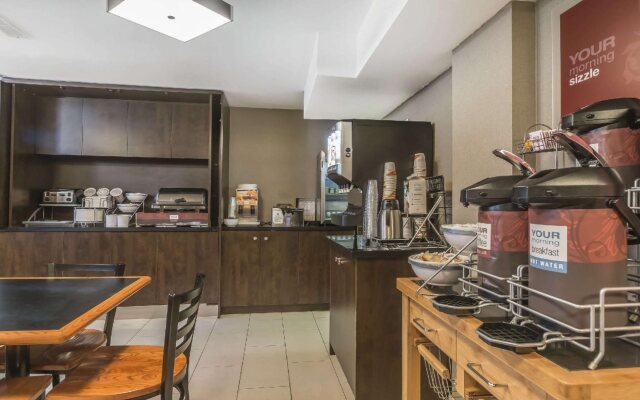 Comfort Inn Toronto City Centre