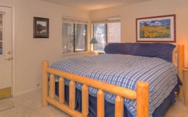 Mountain Ellen 3 Br home by RedAwning