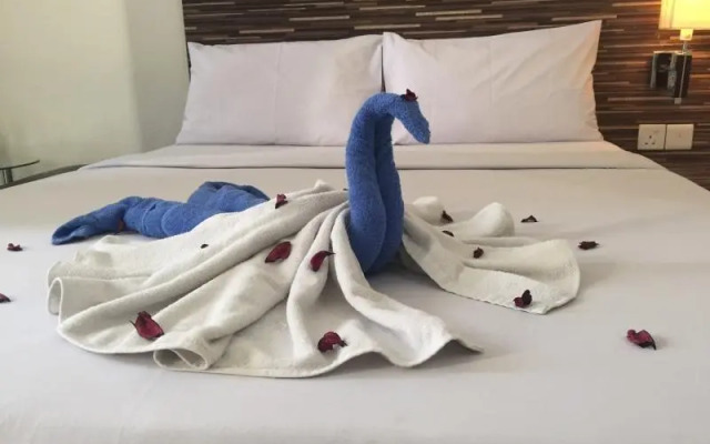 72 Hotel