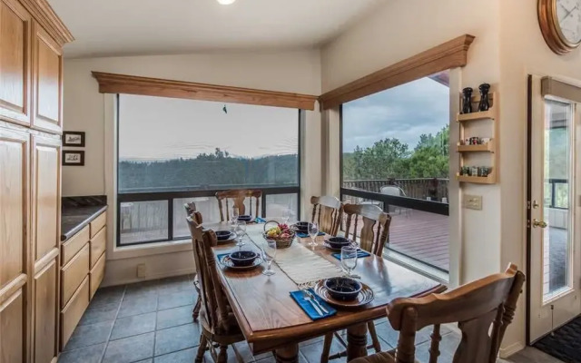 Awesome Views - Five Bedroom Cabin