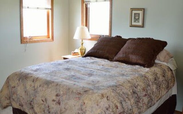 Gemstone Guest House and B&B