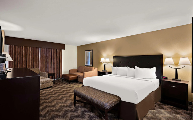 Best Western Plus Gold Country Inn