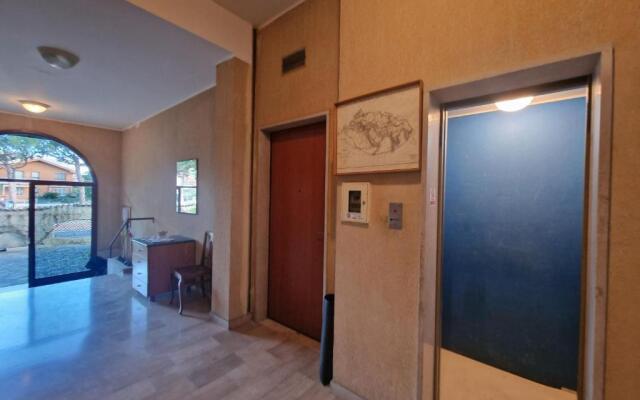650 metri dal Mare - WiFi - Terrazzo - Piscina - A/C