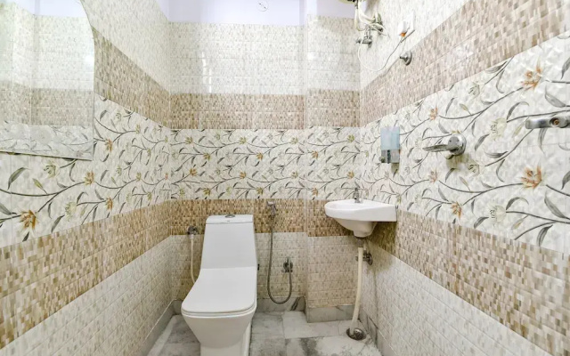 FabHotel Golden Leaf Mansarover
