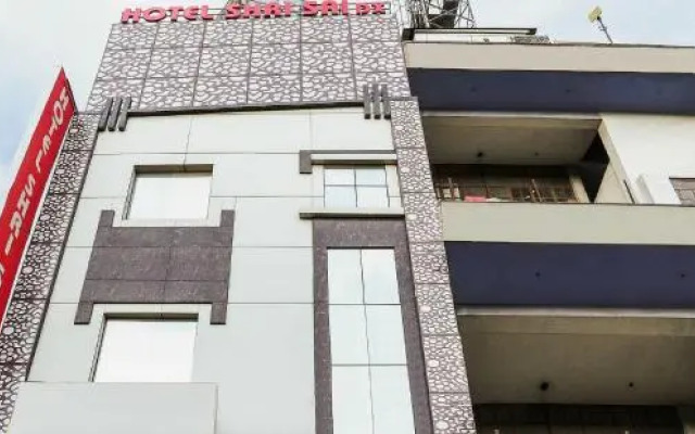 OYO 28373 Hotel Shri Sai