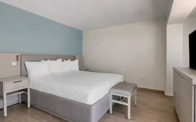 Condado Palm Inn San Juan, Tapestry Collection by Hilton