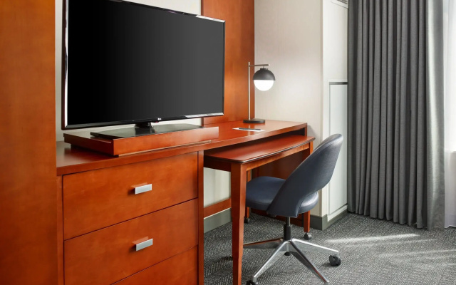 Courtyard by Marriott Washington, DC/Foggy Bottom