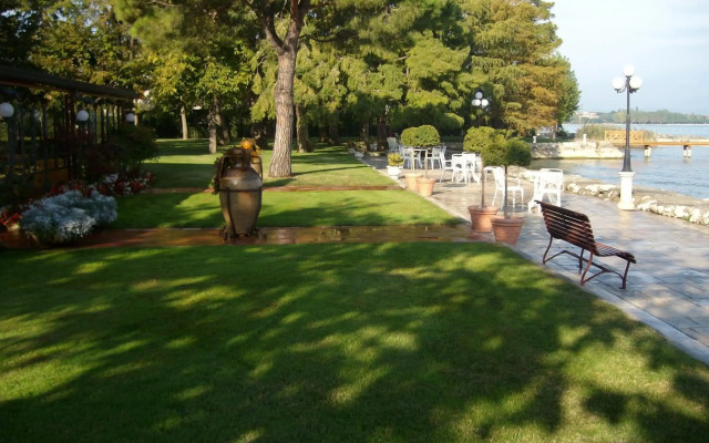 Hotel Lugana Parco Al Lago