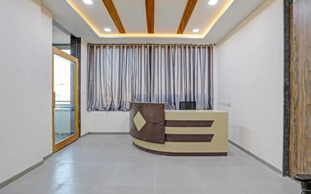 Oyo Flagship 806254 Hotel King's Land