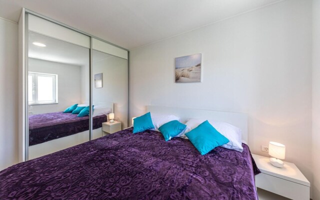 Amazing Apartment in Kastel Stari With 2 Bedrooms and Wifi