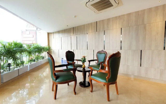 OPO The Royal Residency