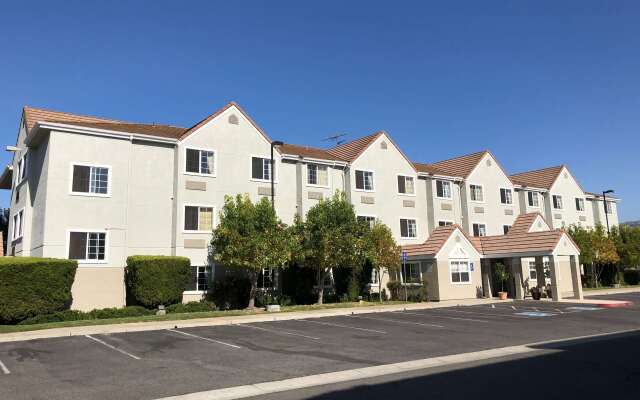 Microtel Inn & Suites by Wyndham Morgan Hill/San Jose Area