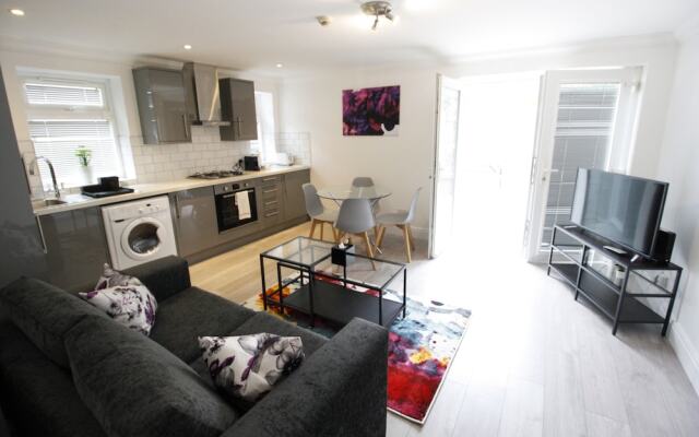 Willow Serviced Apartments - The Walk 3