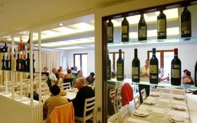 Hotel La Fonda Moreno