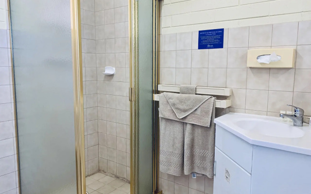 Opal Inn Hotel Motel