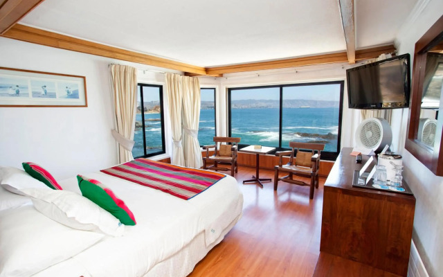 Hotel Oceanic