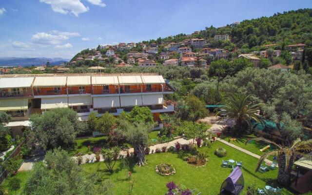 Villa Fenia