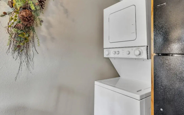 Tuscany On Taneycomo 2 Bedroom Condo by RedAwning